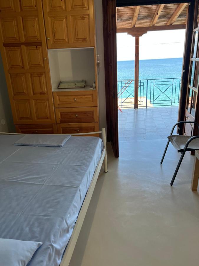 Villas Nies Seaside Appartments Sourpi Exterior foto